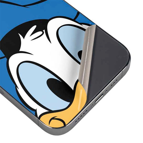 Disney Friends Donald Duck Up Close iPhone 16e Skin